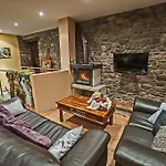 בית כפרי Rural Pajarapinta מולינסקה