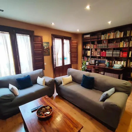 בית כפרי Rural Pajarapinta מולינסקה